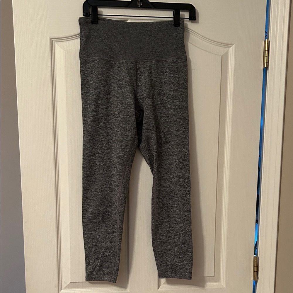 Zobha Heather Gray Women's Leggings